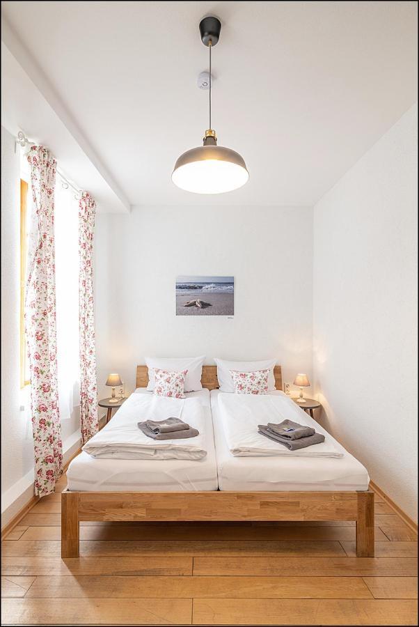 Markt Eins Gaestezimmer Schoppenstedt Kültér fotó