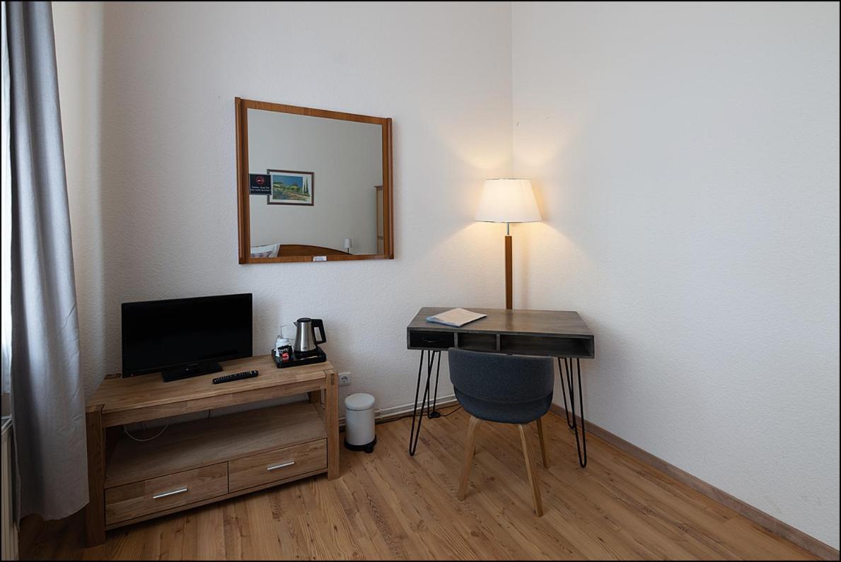 Markt Eins Gaestezimmer Schoppenstedt Kültér fotó