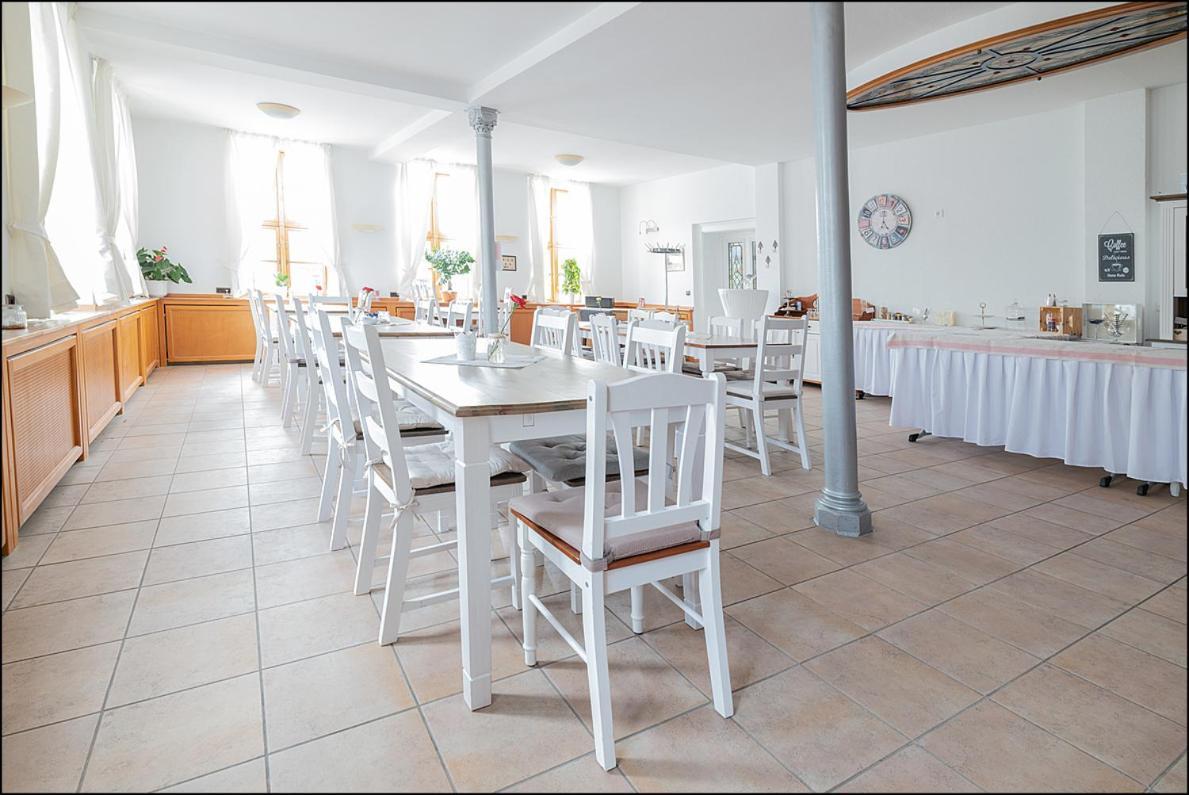 Markt Eins Gaestezimmer Schoppenstedt Kültér fotó