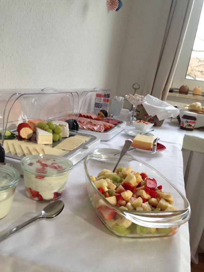 Markt Eins Gaestezimmer Schoppenstedt Kültér fotó