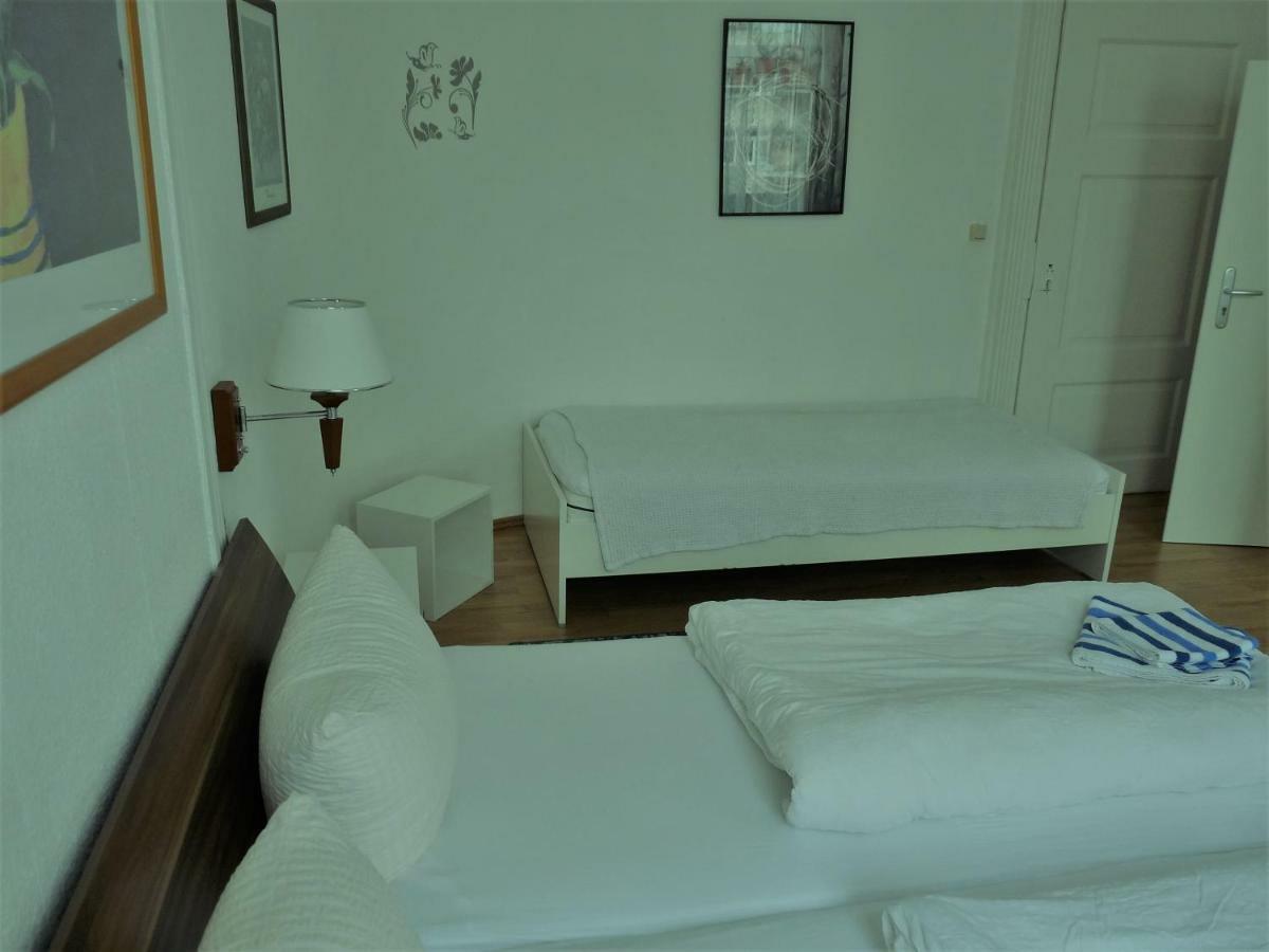 Markt Eins Gaestezimmer Schoppenstedt Kültér fotó
