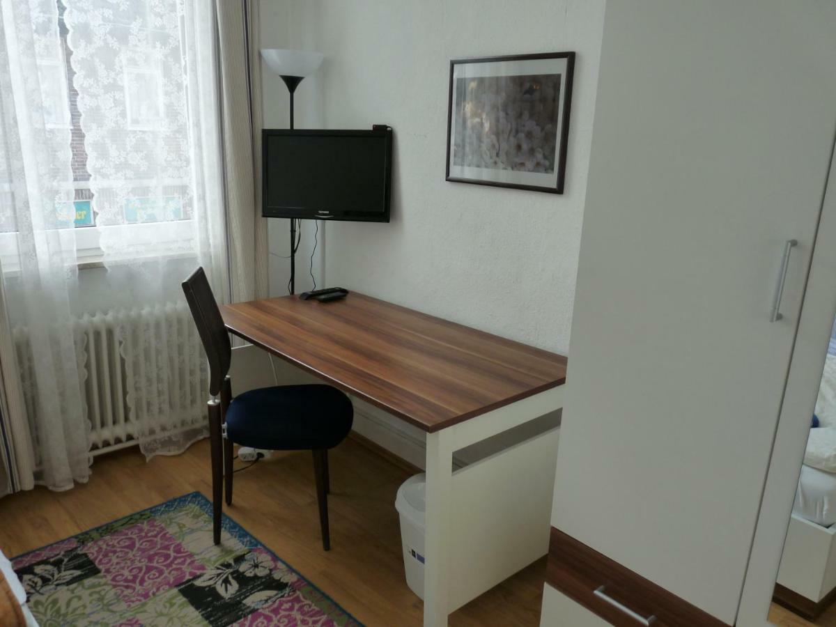 Markt Eins Gaestezimmer Schoppenstedt Kültér fotó
